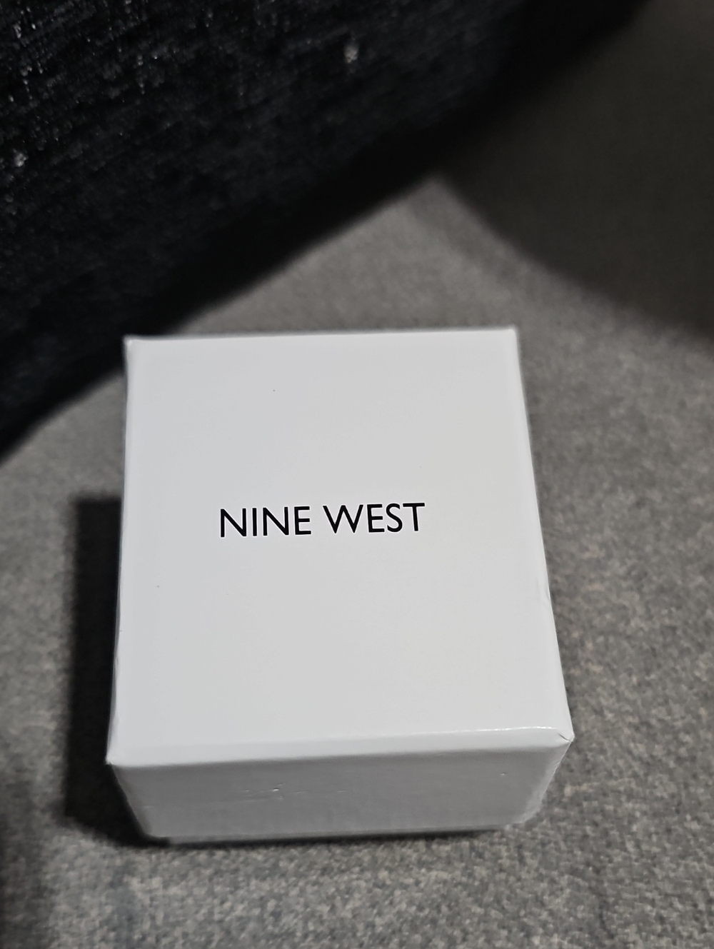 NWT Nine West Ring Watch Octagonal Gold Tone Stretch - Picture 7 of 7